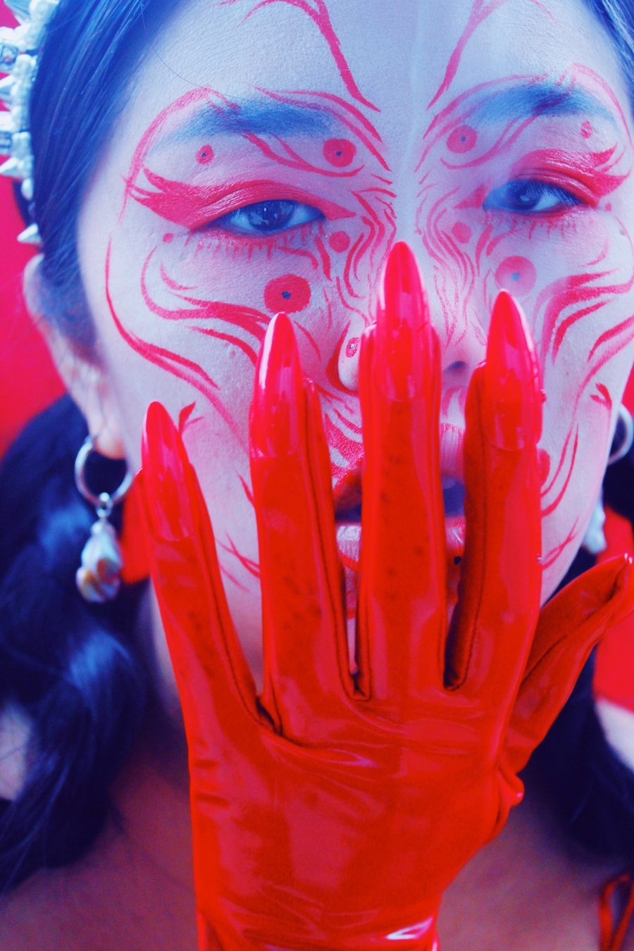 Ruby Gloves
